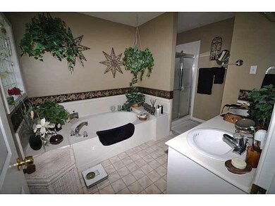 Master Bath/Spa.