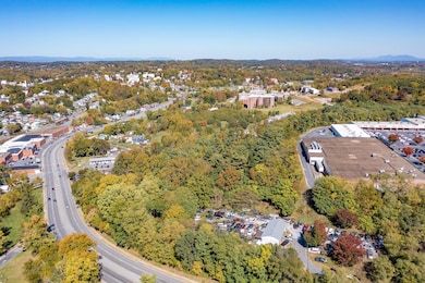 603 Calvert St, Staunton, VA 24401 - photo 5