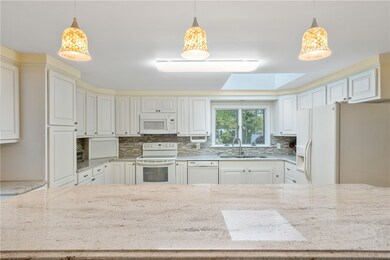 60 Glenmere Dr, Cranston, RI 02920 - photo 6