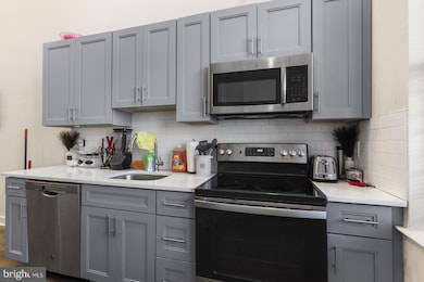 19 S 44th St unit 1, Philadelphia, PA 19104 - photo 2