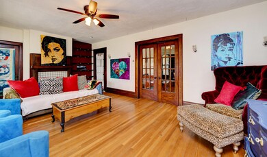 1714- Living Room (2)