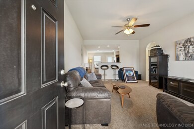 9174 S 251st East Ave, Broken Arrow, OK 74014 - photo 3