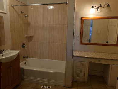 1110 W Cubbon St, Santa Ana, CA 92703 - photo 2