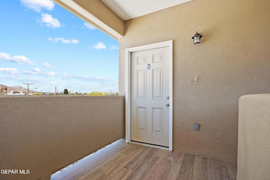 916 Saint Vrain St unit D, El Paso, TX 79901 - photo 2