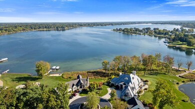 Crowne Pointe Shores