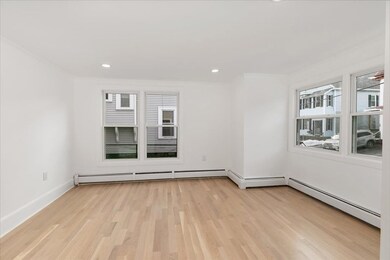 19 Royal St, Lowell, MA 01851 - photo 6