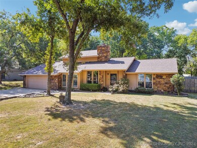 337 Morgan Bell Cir, Pryor, OK 74361 - photo 2