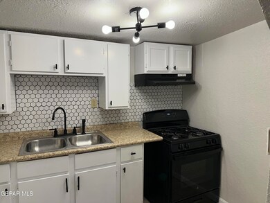 7909 La Jolla Dr unit B, El Paso, TX 79915 - photo 3