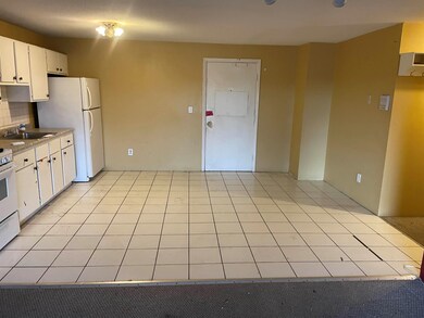 124 Mammoth Rd unit 216, Hooksett, NH 03106 - photo 6