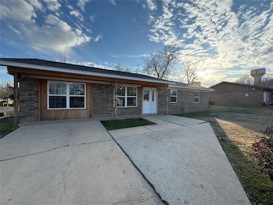 View of ranch-style home