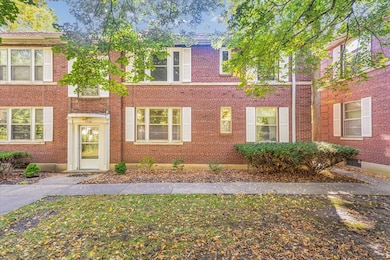 1506 S Race St unit 1, Urbana, IL 61801 - photo 4