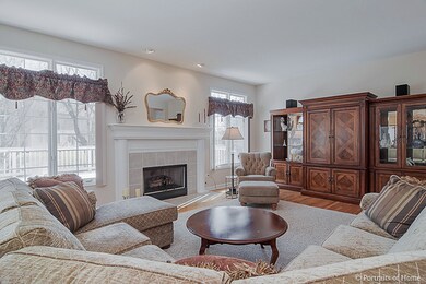 488 Waubonsee Cir, Oswego, IL 60543 - photo 4