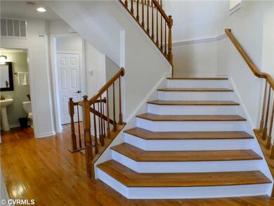 Interior Space/Layout - Beautiful hardwood stairca
