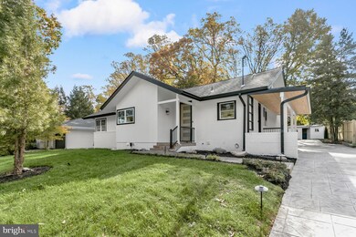 3400 Pauline Dr, Chevy Chase, MD 20815 - photo 4