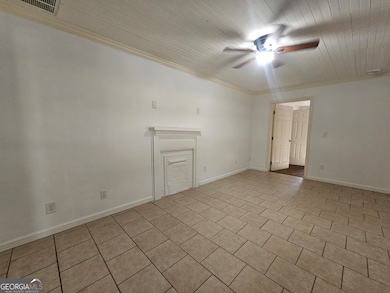 895 Lynn Ave, Jefferson, GA 30549 - photo 3