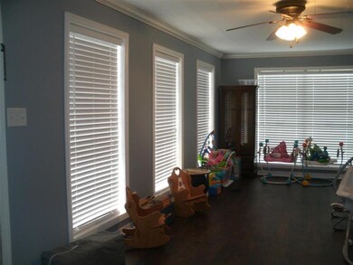 3706 Honeysuckle Ln, Texarkana, TX 75503 - photo 5