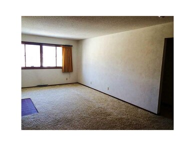 100 32nd St NW, Cedar Rapids, IA 52405 - photo 4