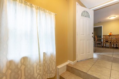 7103 Waikiki Rd, Jacksonville, FL 32216 - photo 5