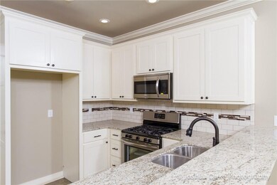 330 E Martin Luther King Blvd, Fayetteville, AR 72701 - photo 5