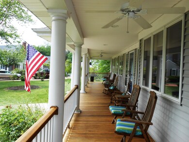 Mahagany Front Porch