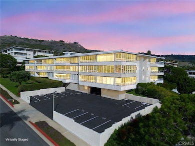 32646 Coastsite Dr, Rancho Palos Verdes, CA 90275 - photo 2