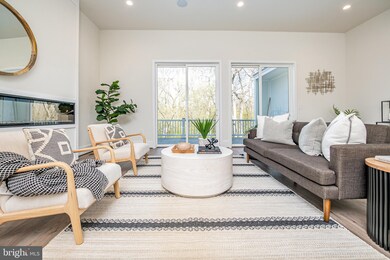 3733 Glenmoor Reserve Ln, Chevy Chase, MD 20815 - photo 5