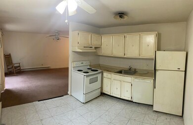 42B Oxford Village, Egg Harbor Township, NJ 08234 - photo 3