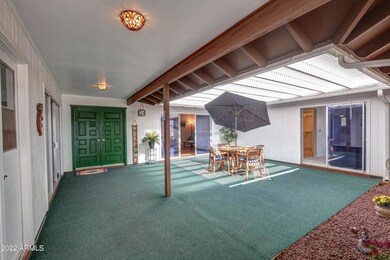 Enclosed Front Patio2