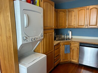 54 Bromfield St unit 2, Newburyport, MA 01950 - photo 5