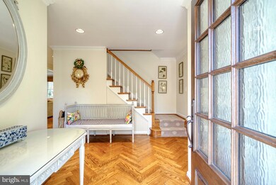 8305 River Falls Dr, Potomac, MD 20854 - photo 3