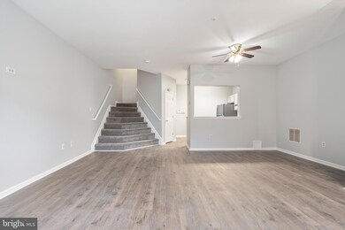 319 Assembly Point Ct, Odenton, MD 21113 - photo 2