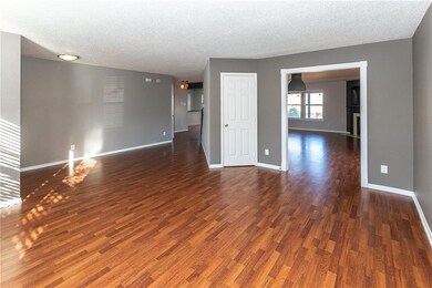 14387 Forsythia Ln, Fishers, IN 46038 - photo 5