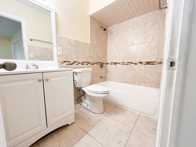 12419 Westhampton Cir, Wellington, FL 33414 - photo 2