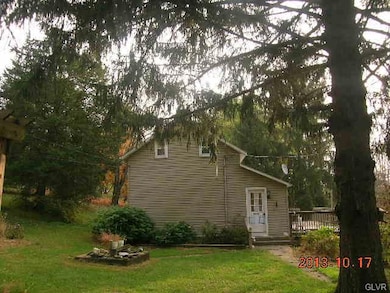 8544 Rasley Hill Rd, Bangor, PA 18013 - photo 2