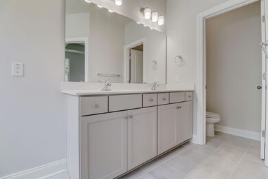 05 Allendale Master Bathroom