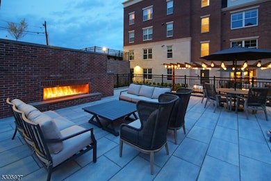 30 Court Street Apartments, Morristown, NJ 07960 - photo 3