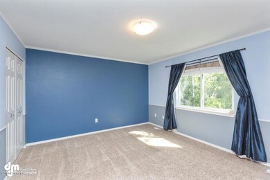 24-Master Bedroom MS_2040