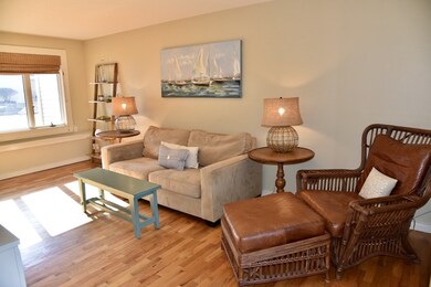 403 Great Rd unit 4, Acton, MA 01720 - photo 2