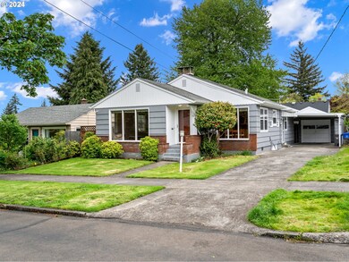 4330 NE 71st Ave, Portland, OR 97218 - photo 2