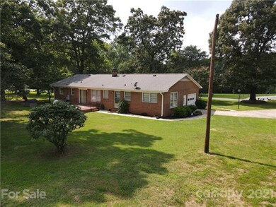 827 Old Lincolnton Crouse Rd, Lincolnton, NC 28092 - photo 3
