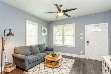 732 E 12th 1/2 St unit 12, Houston, TX 77008 - photo 7