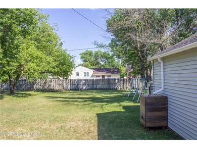 02 Backyard