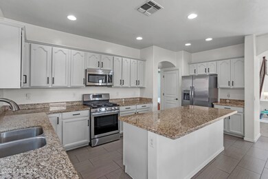 14_10064 e denver hill dr-12