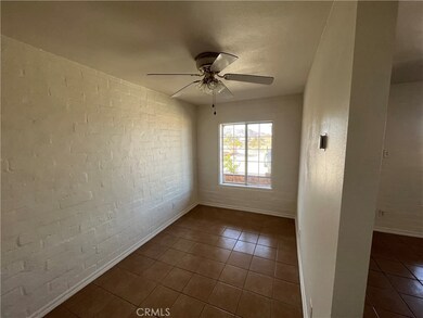 7153 Elm Ave unit 2, Twentynine Palms, CA 92277 - photo 4