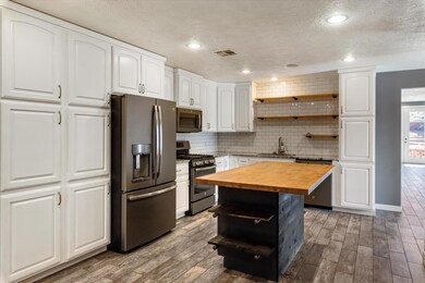 175 E 100 S - www.lystpros.com -8