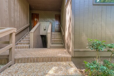 260 Litchfield Ln unit 115, Houston, TX 77024 - photo 3