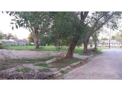 4641 Gaines St, New Orleans, LA 70126 - photo 4