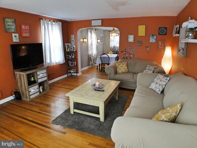 714 2nd Ave, Folsom, PA 19033 - photo 2