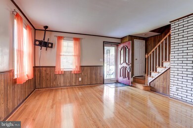 8615 Oak Rd, Parkville, MD 21234 - photo 3