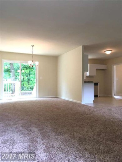 704 Barkley Dr, Fredericksburg, VA 22407 - photo 4